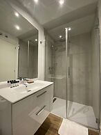w Bright 2BR w Sunny Terrace in Chueca