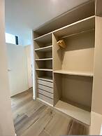 w Bright 2BR w Sunny Terrace in Chueca