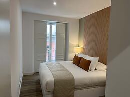 w Impressive 3BR w Sunny Terrace in Chueca