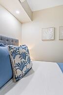 Cairns 2BR Palms Stay Top Floor Pool View