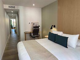 w Trendy 2BR w Sunny Terrace in Chueca