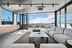Fremantle 1-bed Close to Beach & Shops