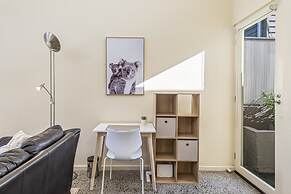 Gorgeous 2-bed Victorian Home in Artsy