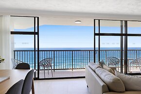 Beachfront Stylish Apartment With Ocean Views