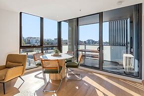 Collingwood Cool 2-bed, Balcony, Gym, Rooftop