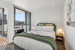 Collingwood Cool 2-bed, Balcony, Gym, Rooftop
