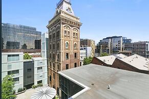 Collingwood Cool 2-bed, Balcony, Gym, Rooftop