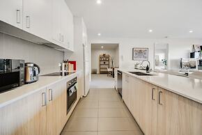 Mountain View City Center Apartment With BBQ