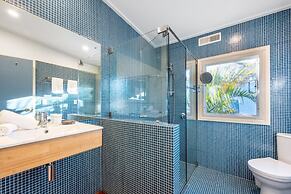 Delightful 4-bed Home Near Centennial Park