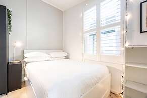 Delightful 4-bed Home Near Centennial Park