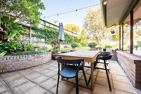 Delightful 4-bed Home Near Centennial Park