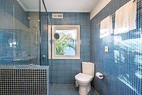 Delightful 4-bed Home Near Centennial Park