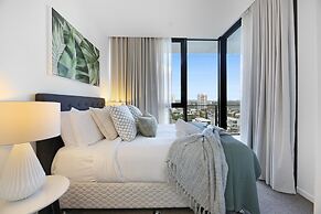 Surfers Paradise 2-bed Flat With Luxury Amenities