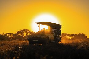 Maloba Lodge - Private Game Reserve