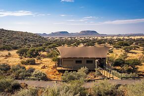 Maloba Lodge - Private Game Reserve