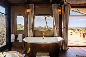 Maloba Lodge - Private Game Reserve