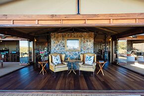 Maloba Lodge - Private Game Reserve