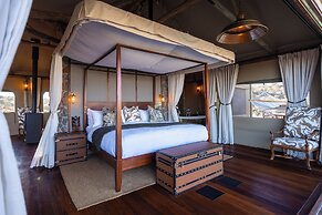 Maloba Lodge - Private Game Reserve