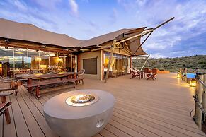 Maloba Lodge - Private Game Reserve