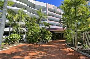 Resort-style Stay With Balcony & Garage Parking