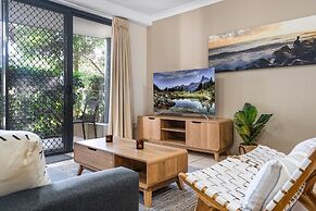 2-bed Family Haven With Pools, BBQ & Playgrounds