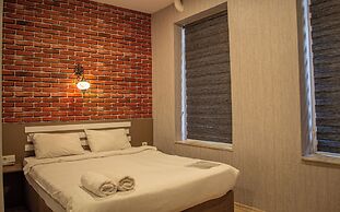 Central Stay