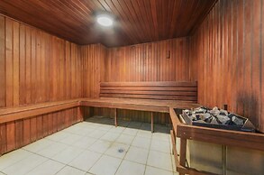 Central Located 1-bed With Gym, Sauna and Pool