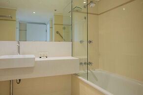 Central Located 1-bed With Gym, Sauna and Pool
