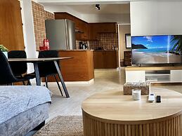 41 KAP - Stay Paradise Apartment
