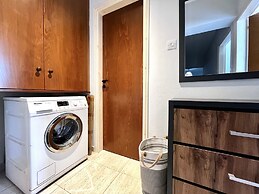 41 KAP - Stay Paradise Apartment