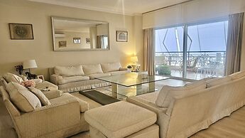 24 NIC - Stay Charm Classic Apartment