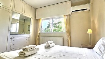 24 NIC - Stay Charm Classic Apartment