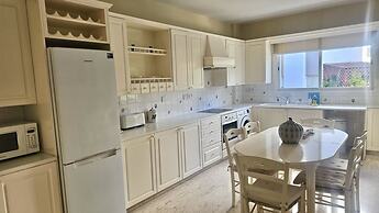 24 NIC - Stay Charm Classic Apartment