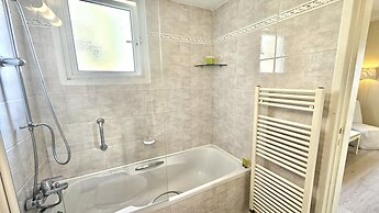 24 NIC - Stay Charm Classic Apartment