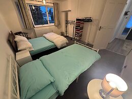Riverside Retreat in Staines-upon-thames