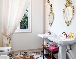 Pink Villa