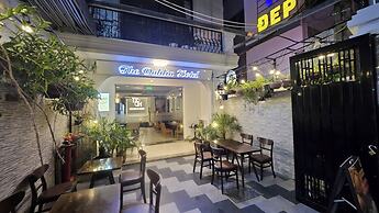 The Dahlia Hotel