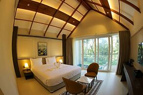 CherryLoft Luxury Resort