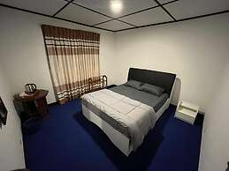 The Crowns Lodge