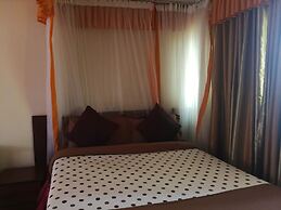 Silvia's  Inn Hotel