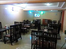 Silvia's  Inn Hotel
