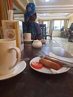 Silvia's  Inn Hotel
