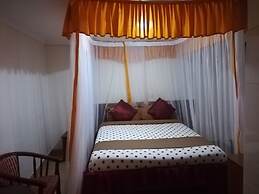 Silvia's  Inn Hotel