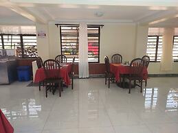 Silvia's  Inn Hotel