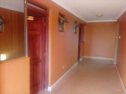 Silvia's  Inn Hotel