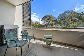 Tranquil Apartment in Green, Well Connected Suburb