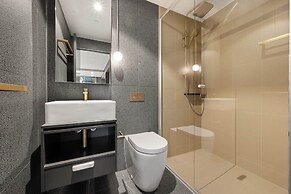 Modern Studio With BBQ Area