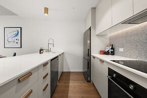 Chic and Elegant 1-bed in Unbeatable Location