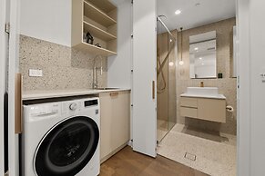 Chic and Elegant 1-bed in Unbeatable Location