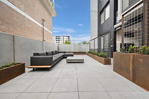 Chic and Elegant 1-bed in Unbeatable Location